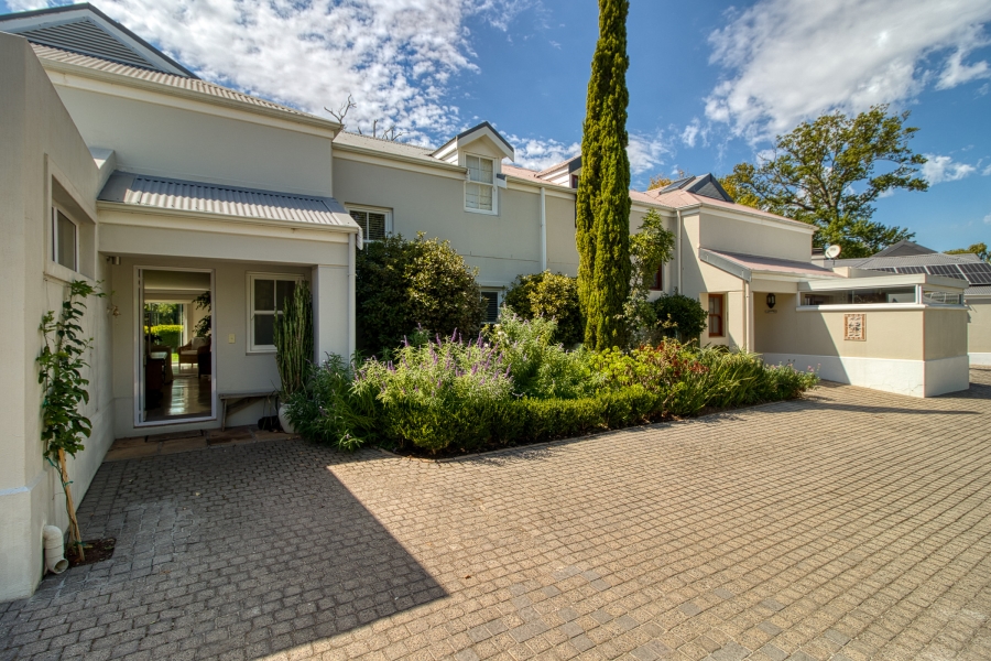 4 Bedroom Property for Sale in Erinvale Golf Estate Western Cape